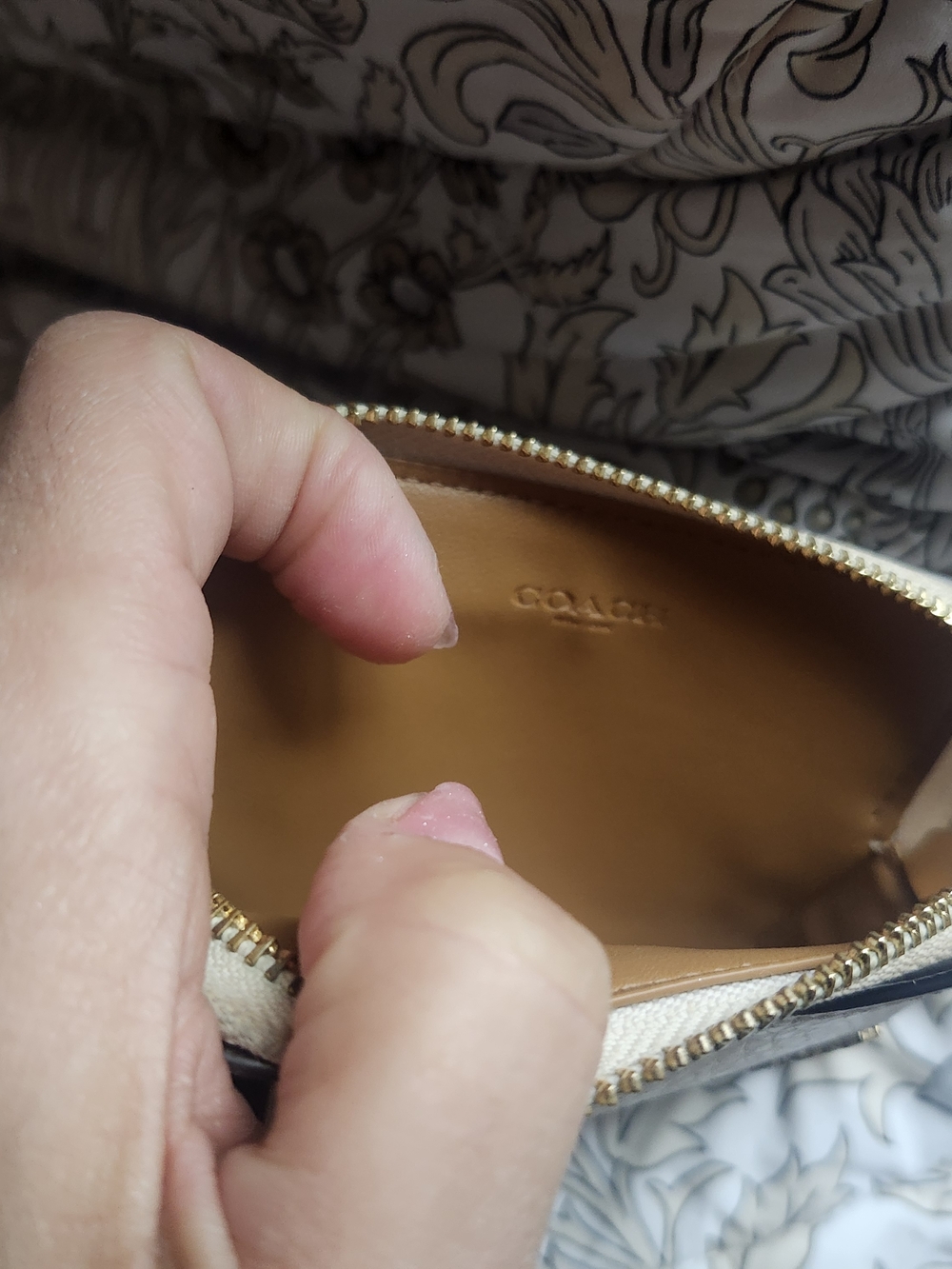 Coach Pebbled Leather Wallet in Light Beige - Picture 5 of 7